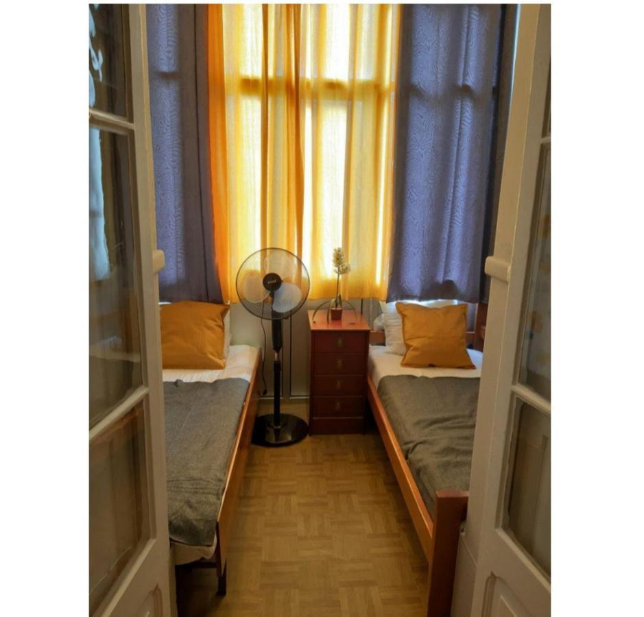 #Private Room C Lisbon Exterior photo